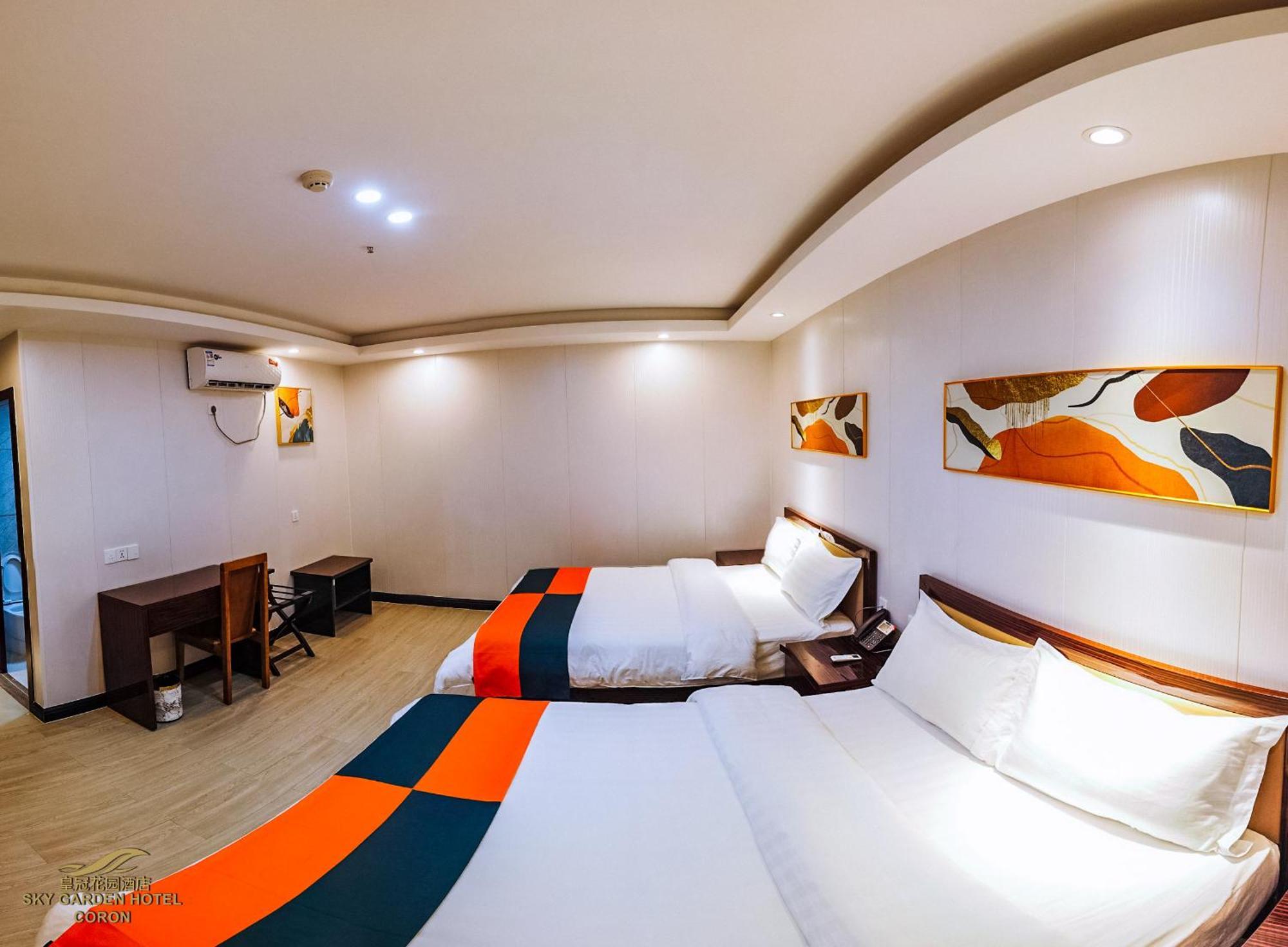 Sky Garden Hotel 코른 외부 사진