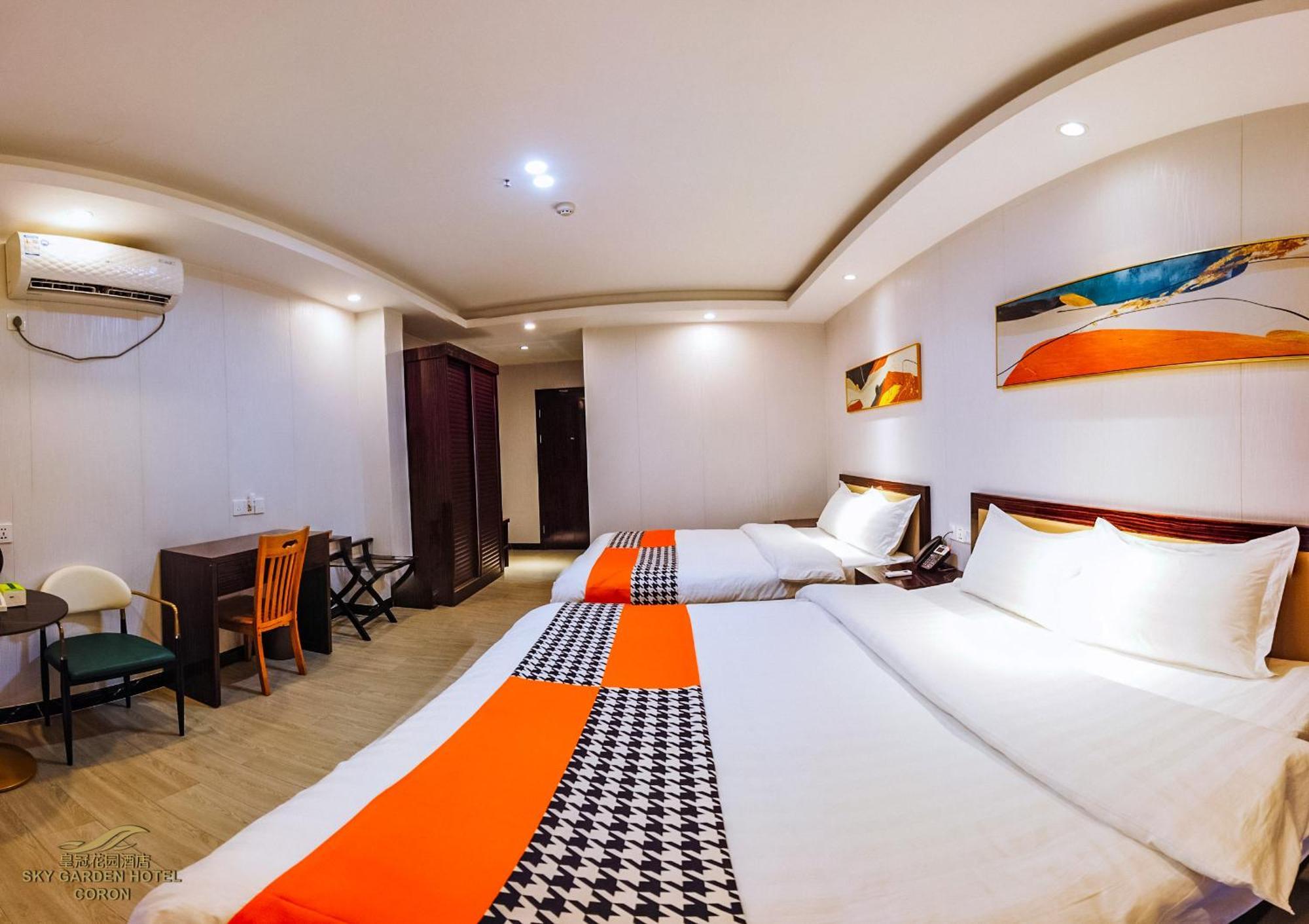 Sky Garden Hotel 코른 외부 사진