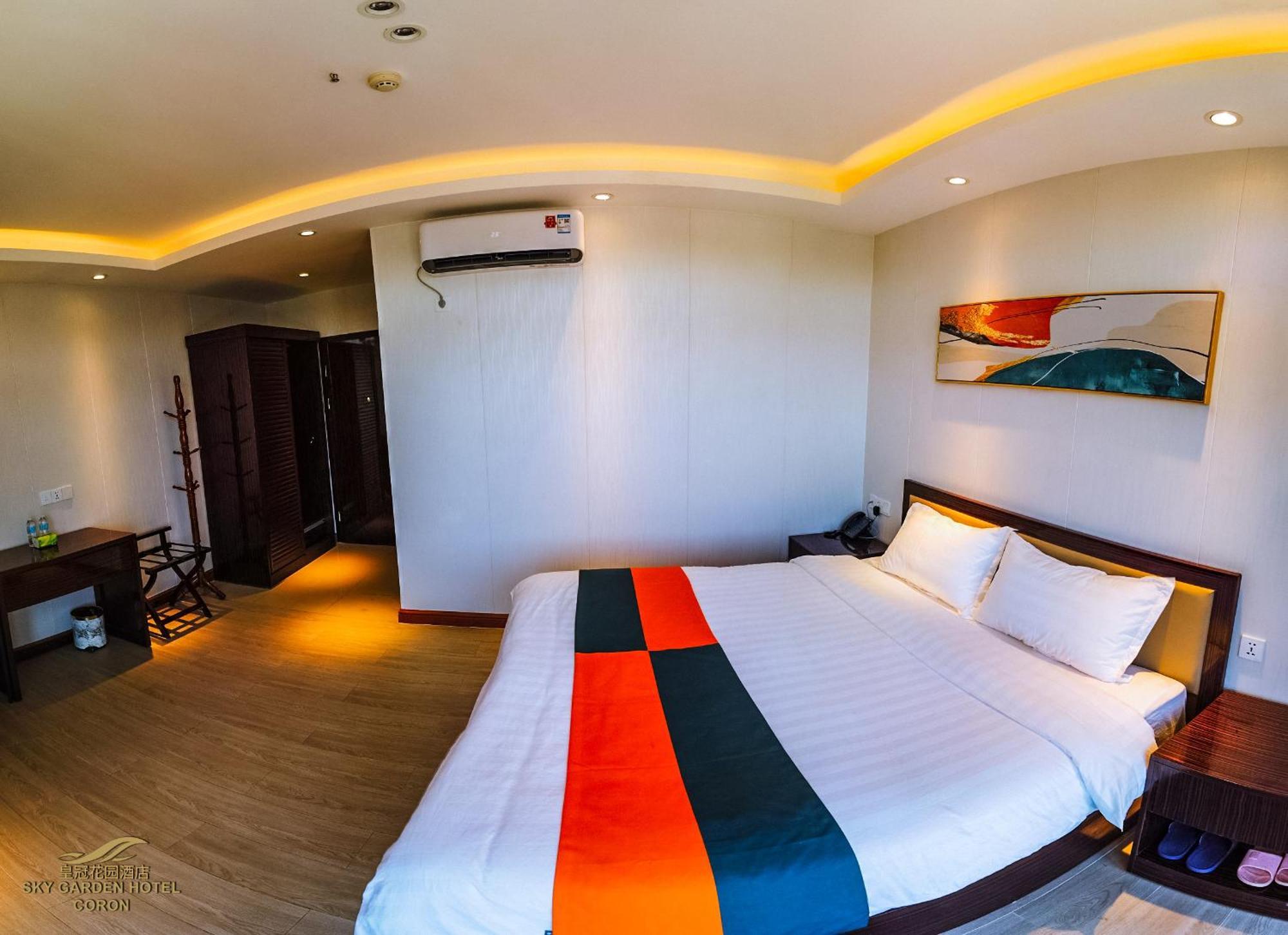 Sky Garden Hotel 코른 외부 사진